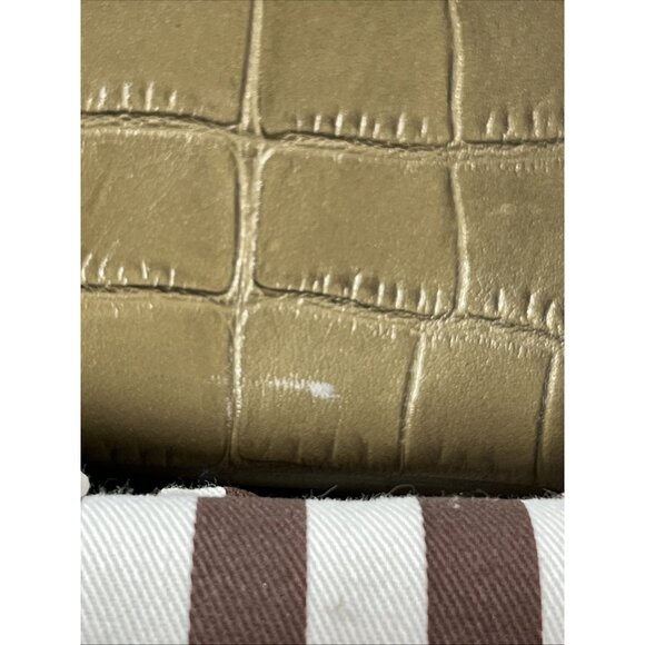 Henri Bendel New York Alligator Embossed Large Leather Handbag With Dust Bag - Picture 5 of 16